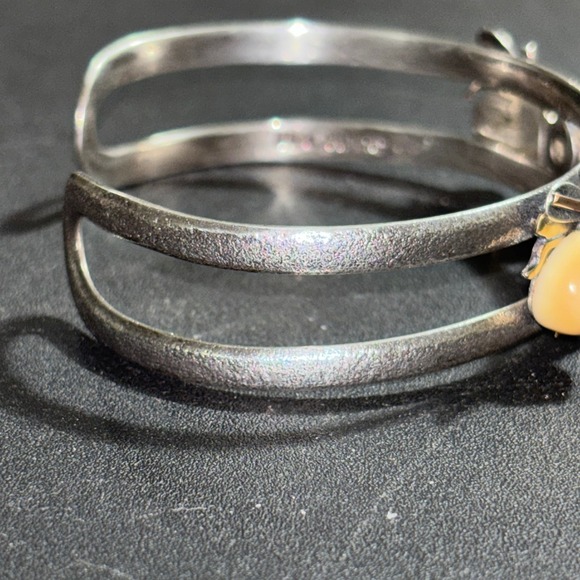 Zealandia 925 14KGF Cuff Hand Carved Fossilized Walrus Tusk Bees Peridot Unique - Picture 14 of 16